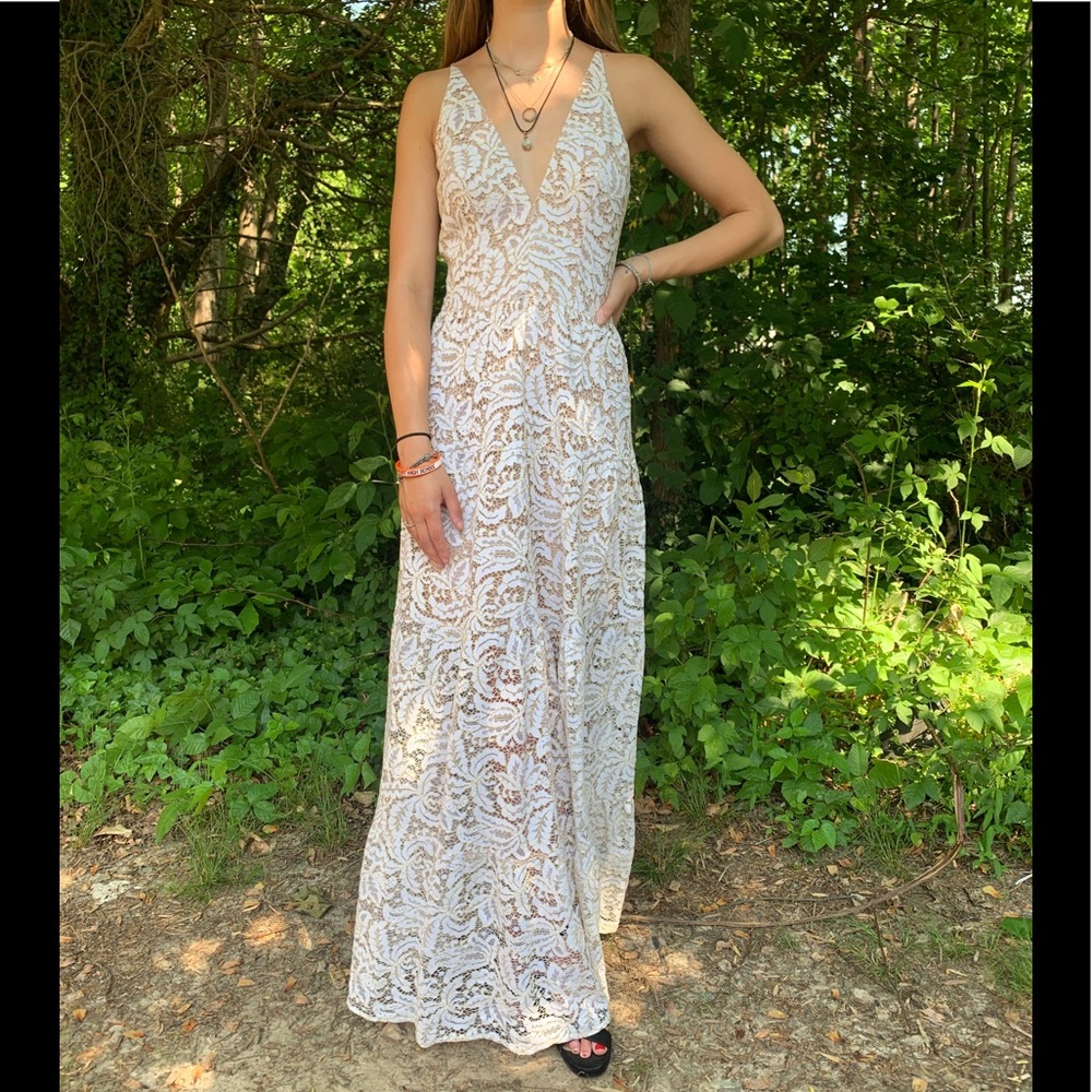 Dress The Population Medium Bridesmaid Wedding Formal - Picture 4 of 11